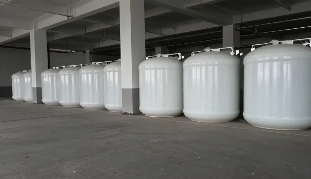提高生产效率的两种助剂供应做法比较